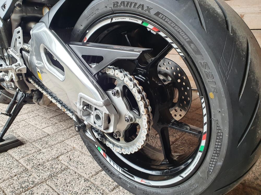 Aprilia RSV4 Tuono