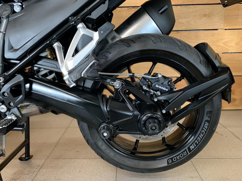 BMW R1250GS Adventure triple black