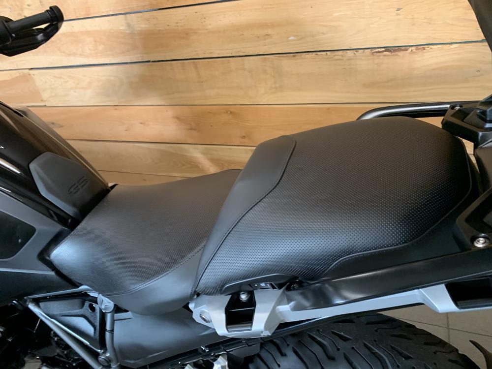 BMW R1250GS Adventure triple black