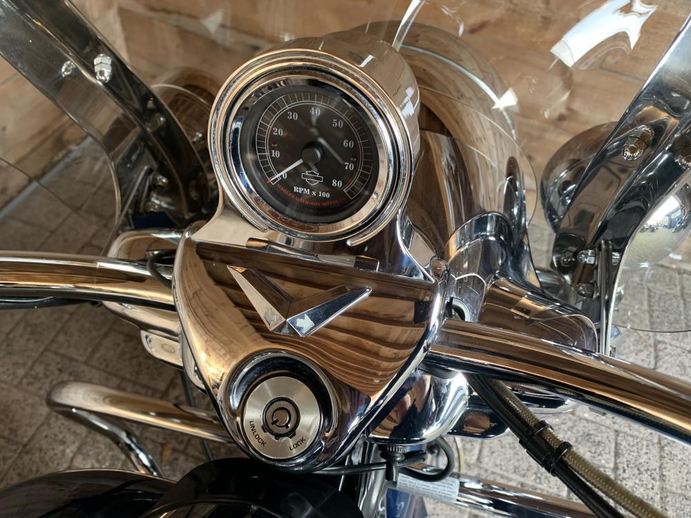 Harley Davidson FLHRCI Road King Classic