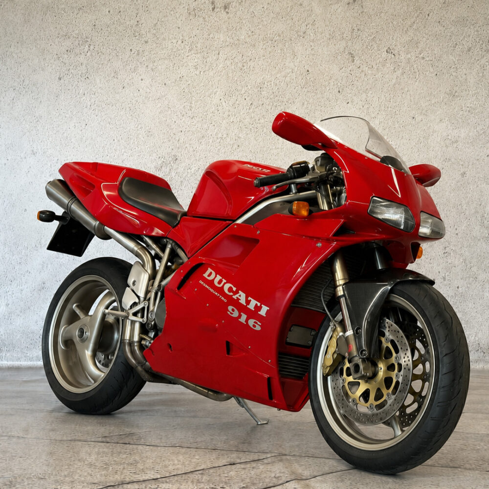 Ducati 916