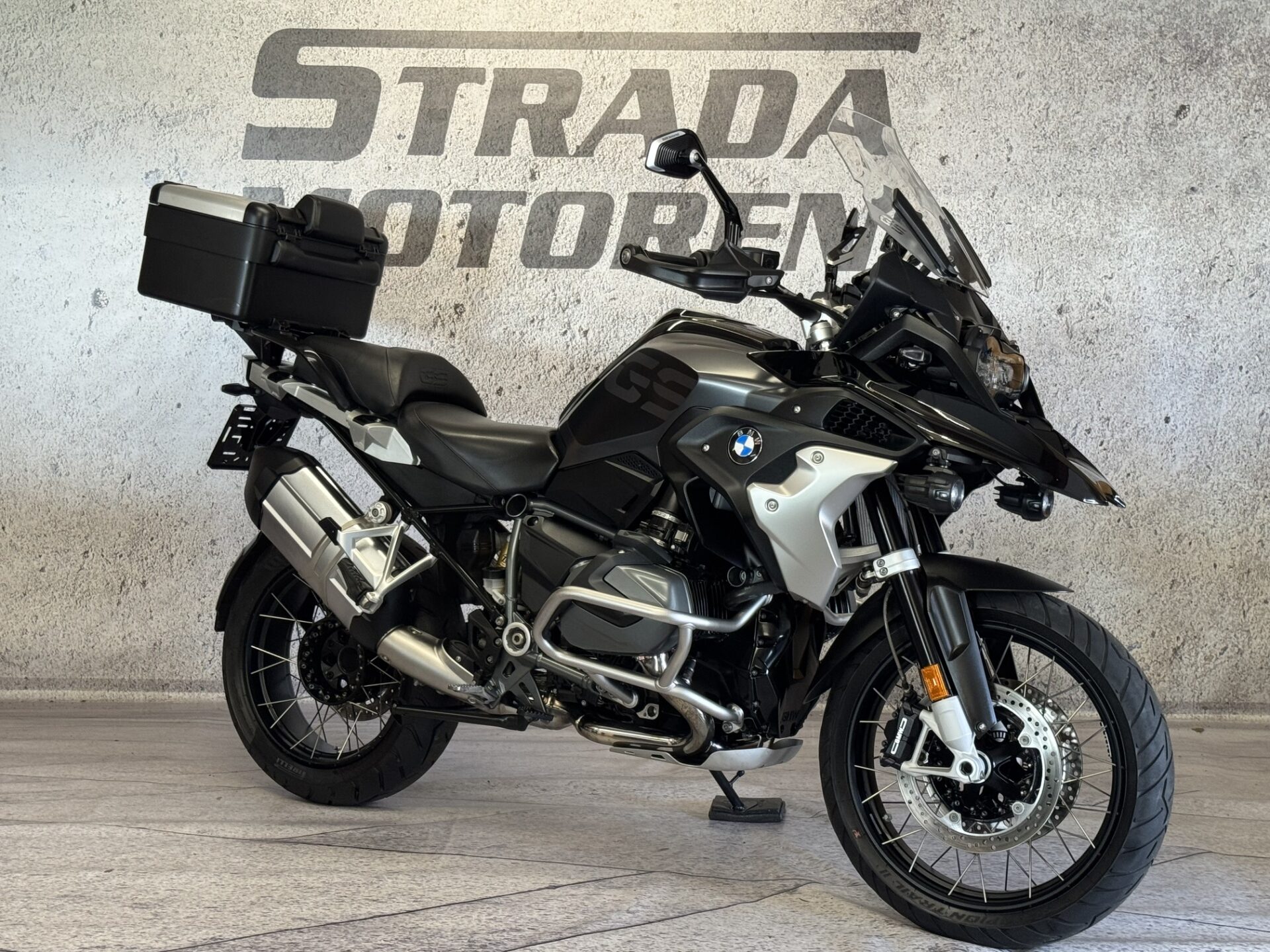BMW R1250GS Triple black, foto 1 van 29